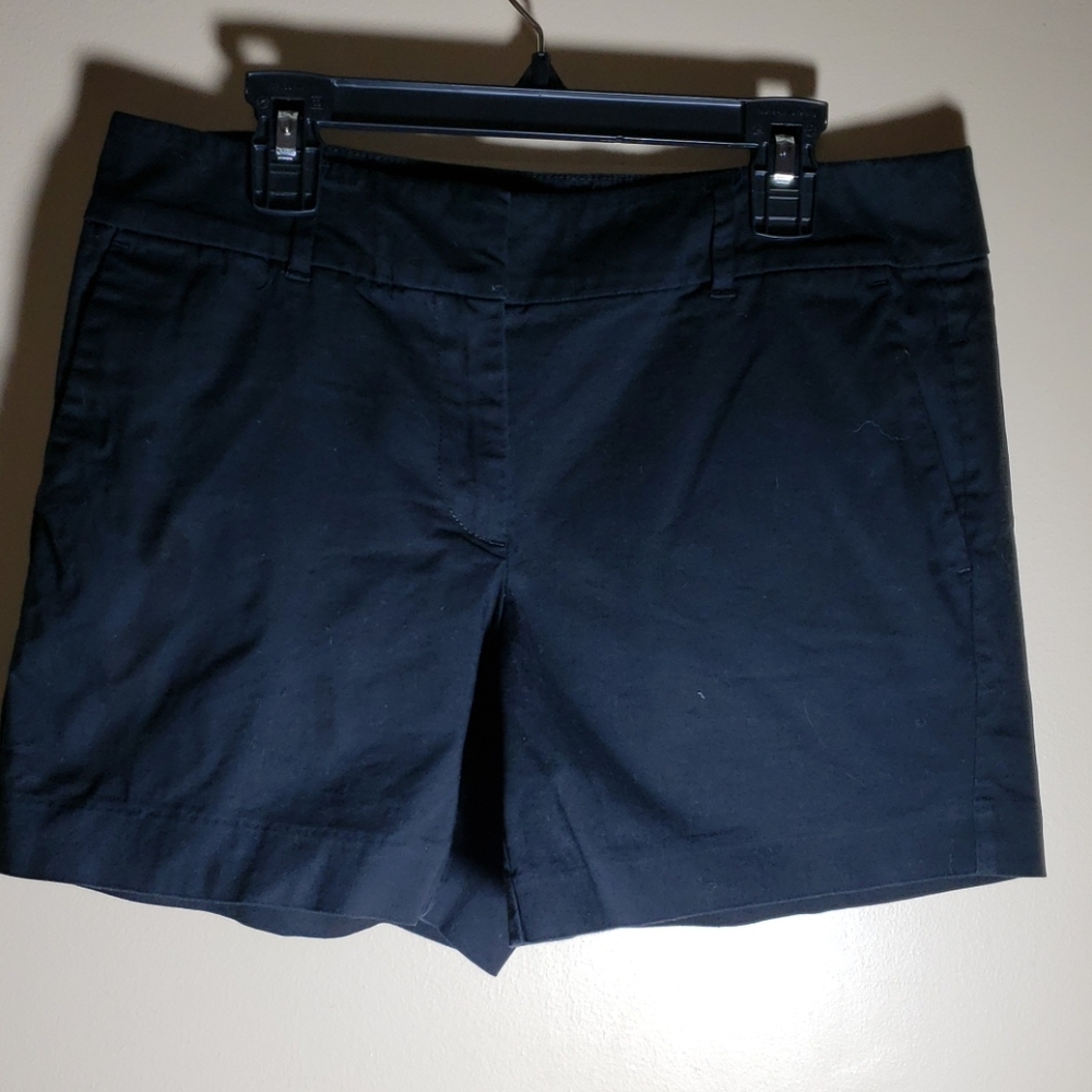 Ann Taylor Factory Signature Black Shorts Sz 4 - Picture 2 of 4